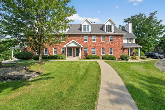 $334,900 | 3017 Bradbury Road, Madison, WI 53719