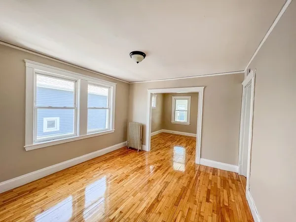 $3,100 | 65 Woods Avenue, Unit 2, Somerville, MA 02144
