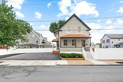 $960,000 | 100 Emerald Street, Malden, MA 02148