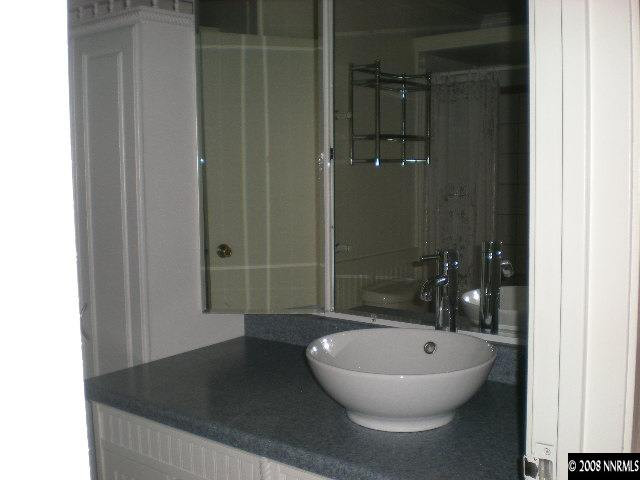 865 Nutmeg Place, Unit 7 Reno, NV 89502 - Photo 6 of 9 Photo 6