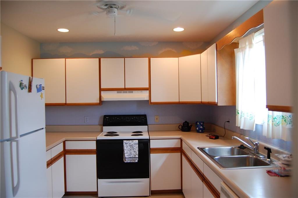 473 Ridgeview Circle East, Unit 473 Springfield, OH 45504 - Photo 6 of 14