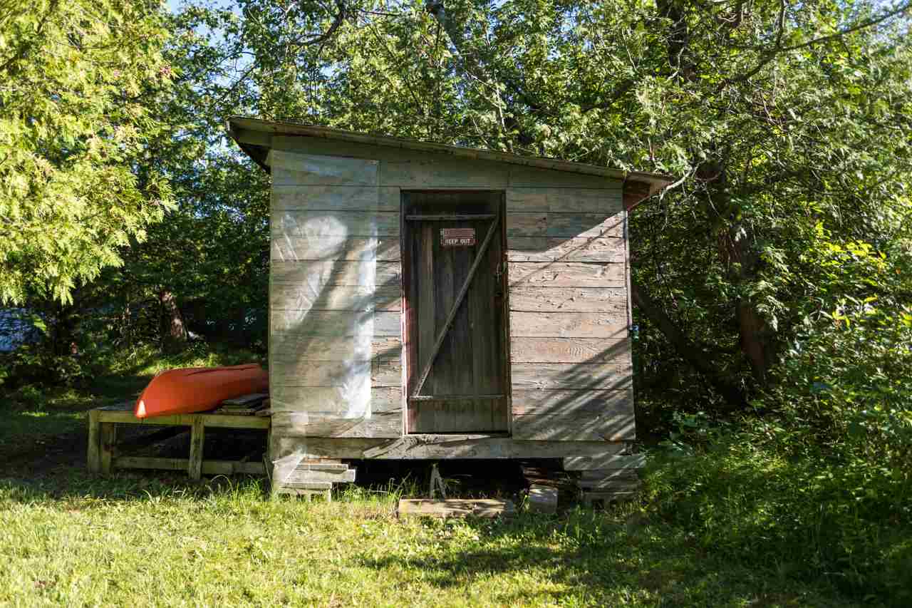 6801 East Birch Point Road Traverse City, MI 49684 - Photo 46 of 66 1881300-45.JPG