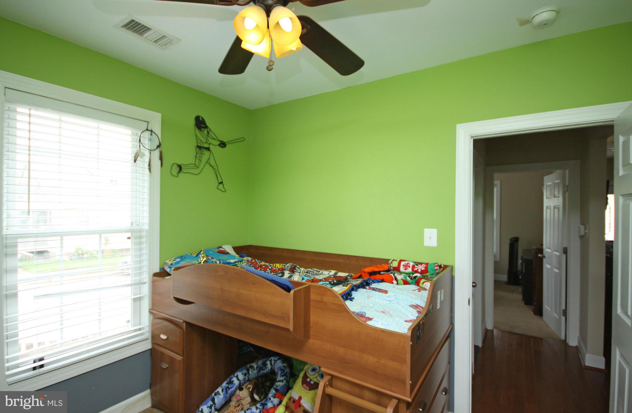 401 Sandy Spring Road Laurel, MD 20707 - Photo 14 of 30 Bedroom