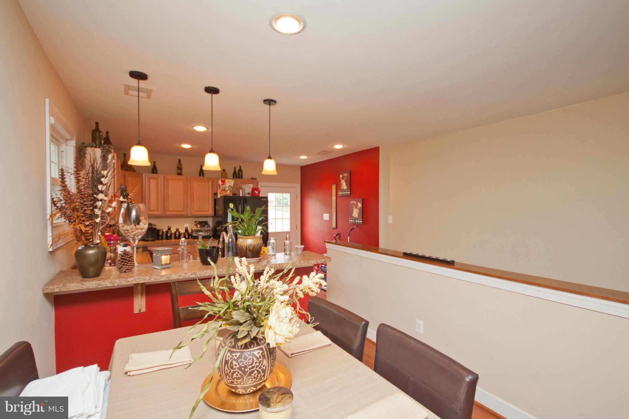 401 Sandy Spring Road Laurel, MD 20707 - Photo 9 of 30 Dining Room