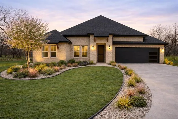 $479,900 | 3007 Preston Club Drive, Sherman, TX 75092