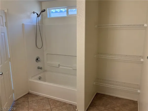 $2,300 | 2339 Via Alicante, Henderson, NV 89044