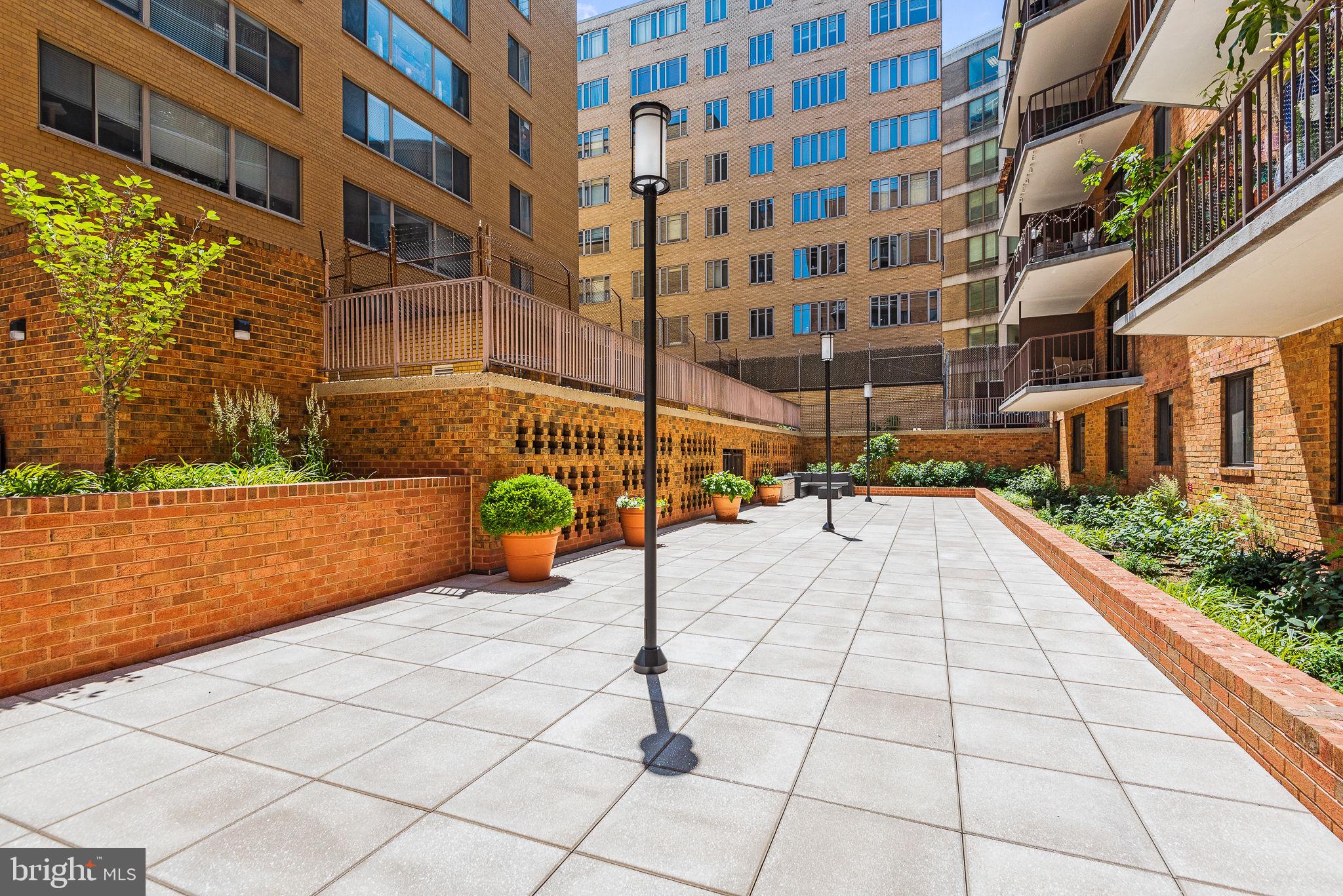 1718 P Street Northwest, Unit L10 Washington, DC 20036 - Photo 17 of 21