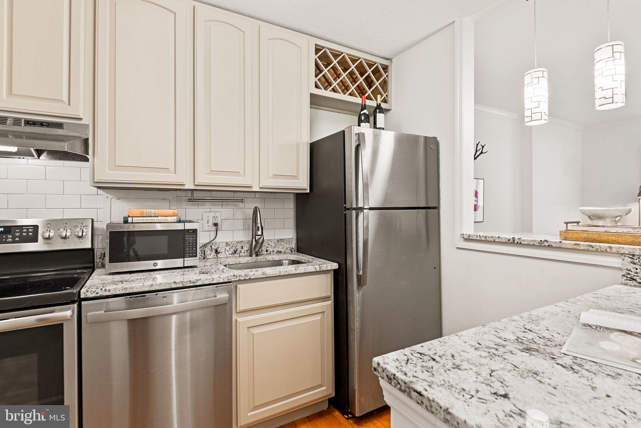 1718 P Street Northwest, Unit L10 Washington, DC 20036 - Photo 3 of 21
