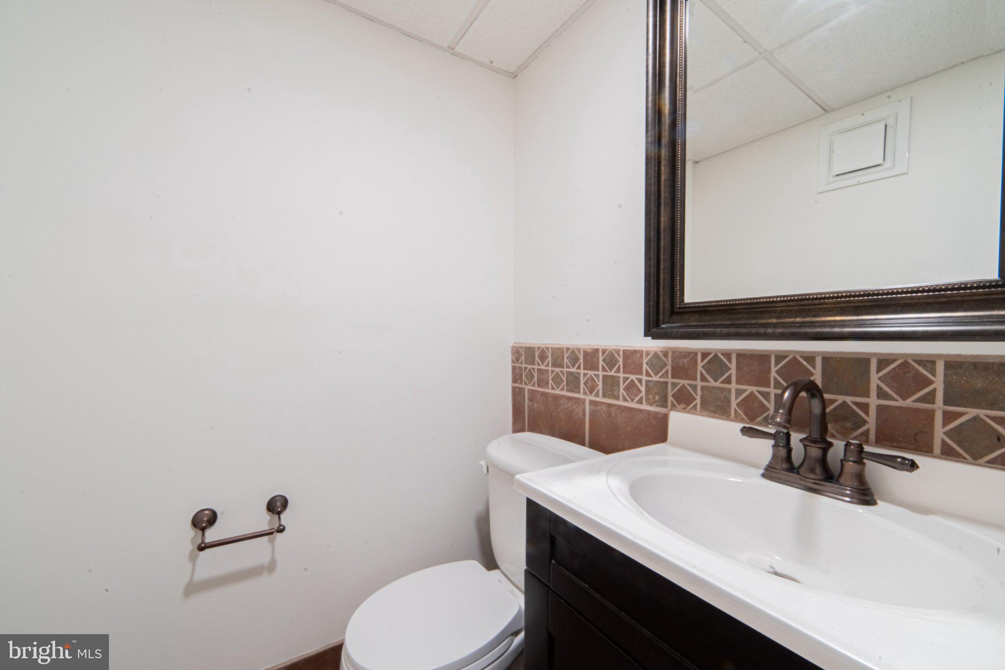 25 South Church Road, Unit 133 Maple Shade, NJ 08052 - Photo 18 of 20 Modern bathroom with elegant finishes.