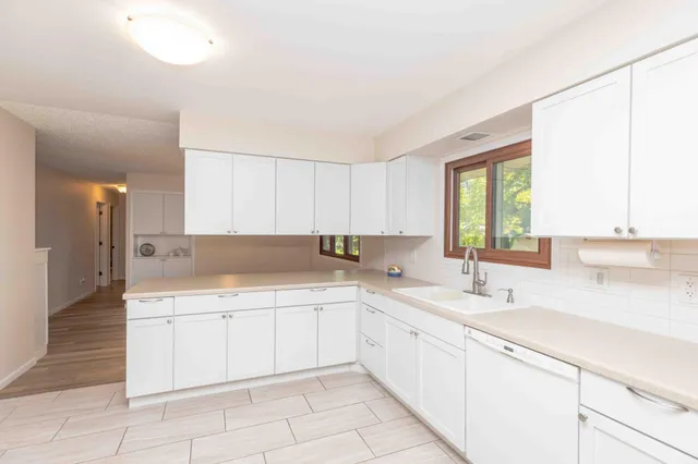 $286,000 | 604 5th Avenue Southeast, Barnesville, MN 56514