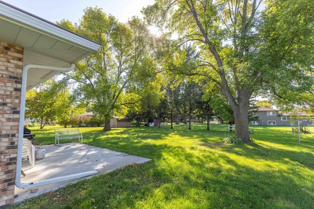 $286,000 | 604 5th Avenue Southeast, Barnesville, MN 56514