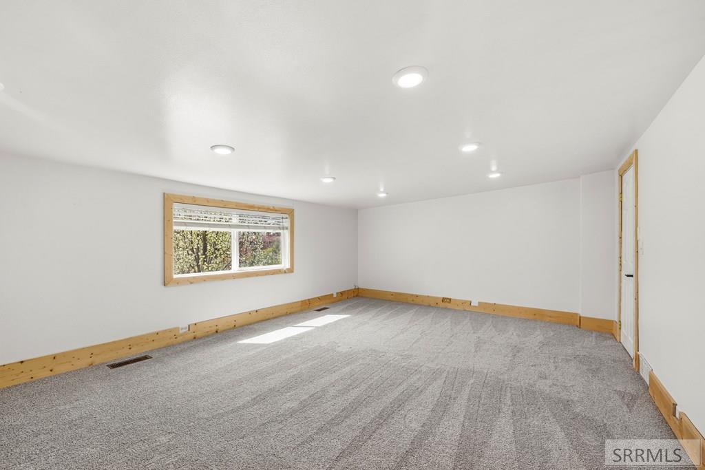 166 Idaho Avenue Rigby, ID 83442 - Photo 12 of 27