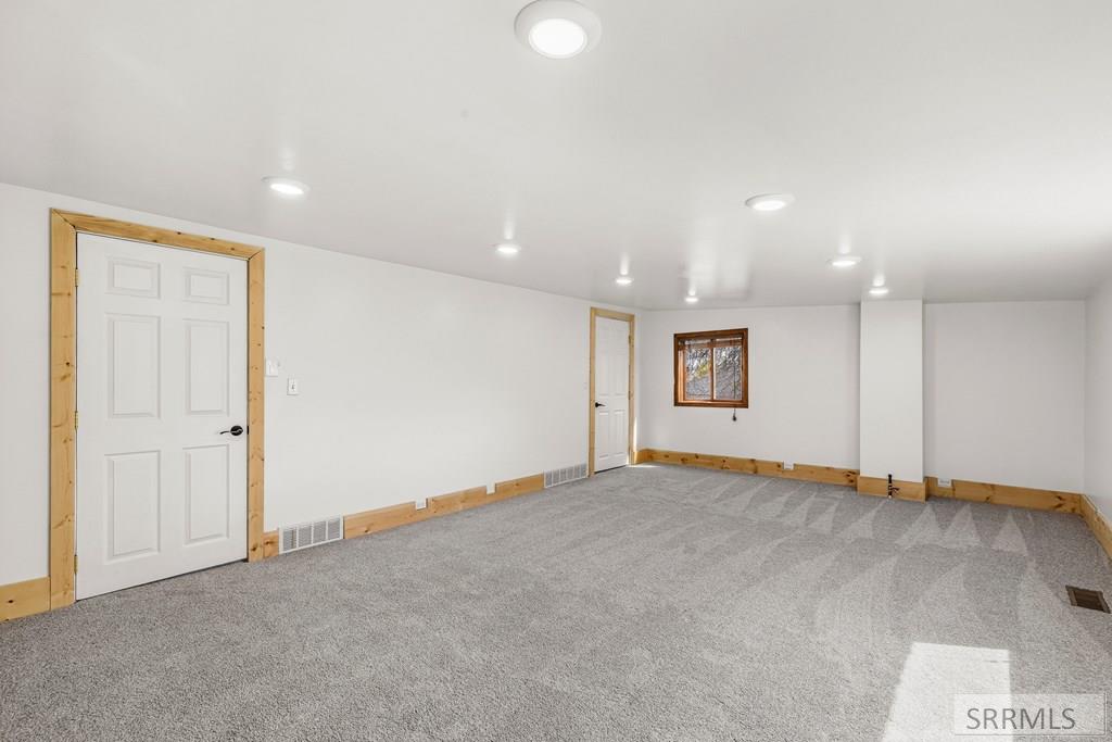 166 Idaho Avenue Rigby, ID 83442 - Photo 13 of 27