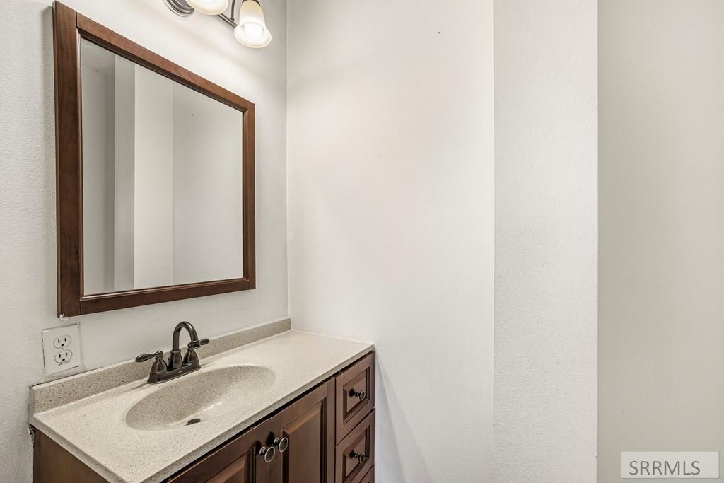 166 Idaho Avenue Rigby, ID 83442 - Photo 17 of 27