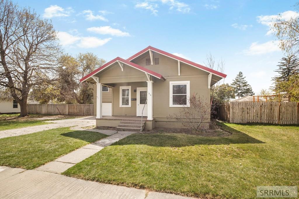 166 Idaho Avenue Rigby, ID 83442 - Photo 3 of 27