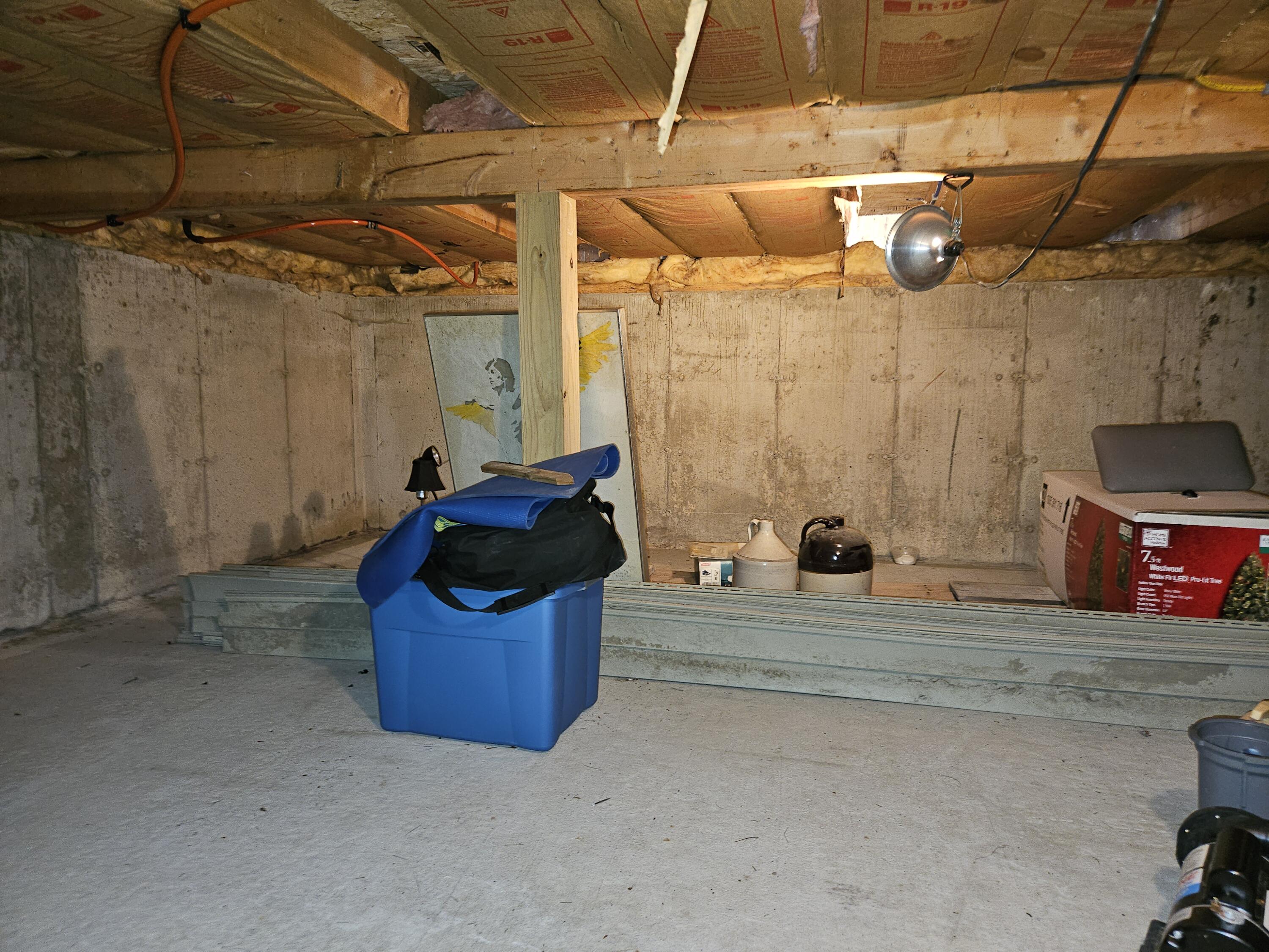 322 Webster Street Lewiston, ME 04240 - Photo 37 of 48 Extra storage space