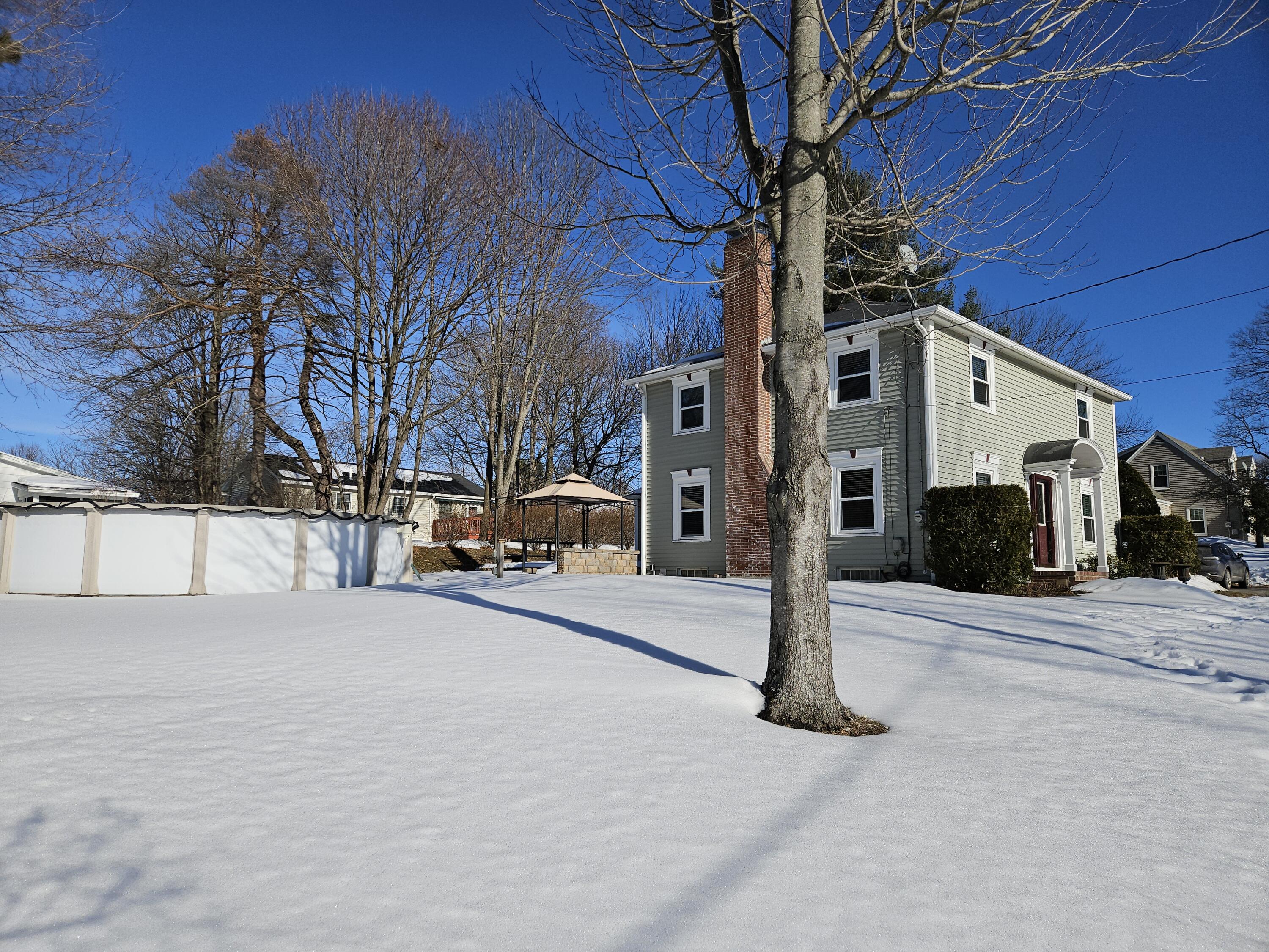322 Webster Street Lewiston, ME 04240 - Photo 47 of 48 Entertaining and enjoyable