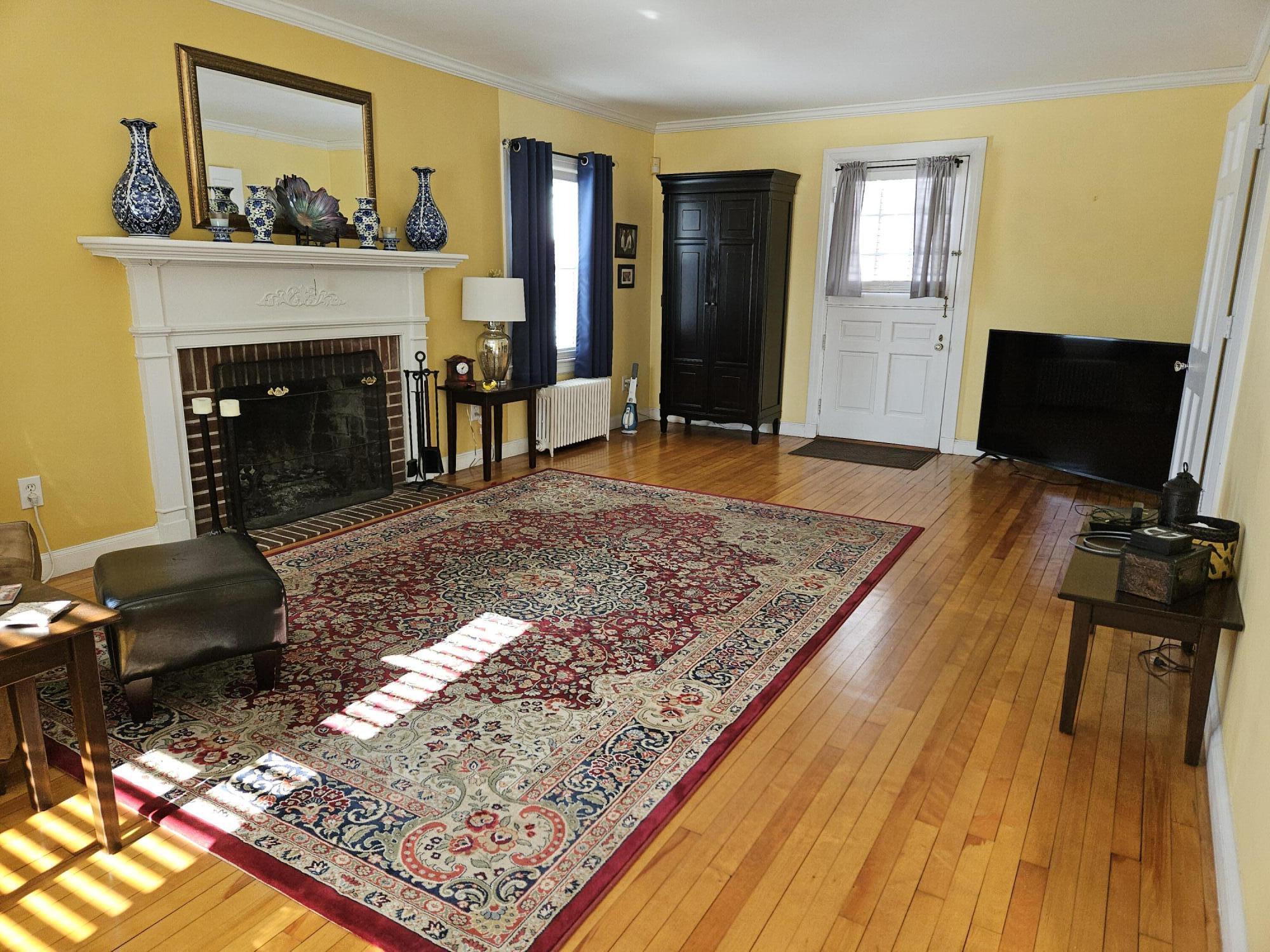 322 Webster Street Lewiston, ME 04240 - Photo 9 of 48 Hardwood floors galour!
