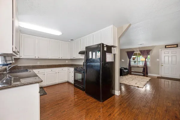 $399,000 | 7042 Larchmont Drive, North Highlands, CA 95660