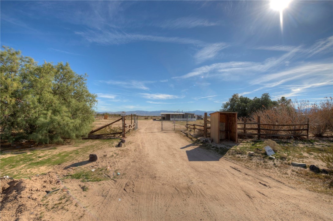 47631 Valley Center Road Newberry Springs, CA 92365 - Photo 24 of 40