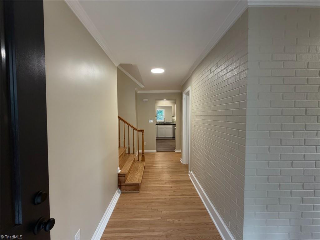 2701 Tudor Road Winston-Salem, NC 27106 - Photo 2 of 31