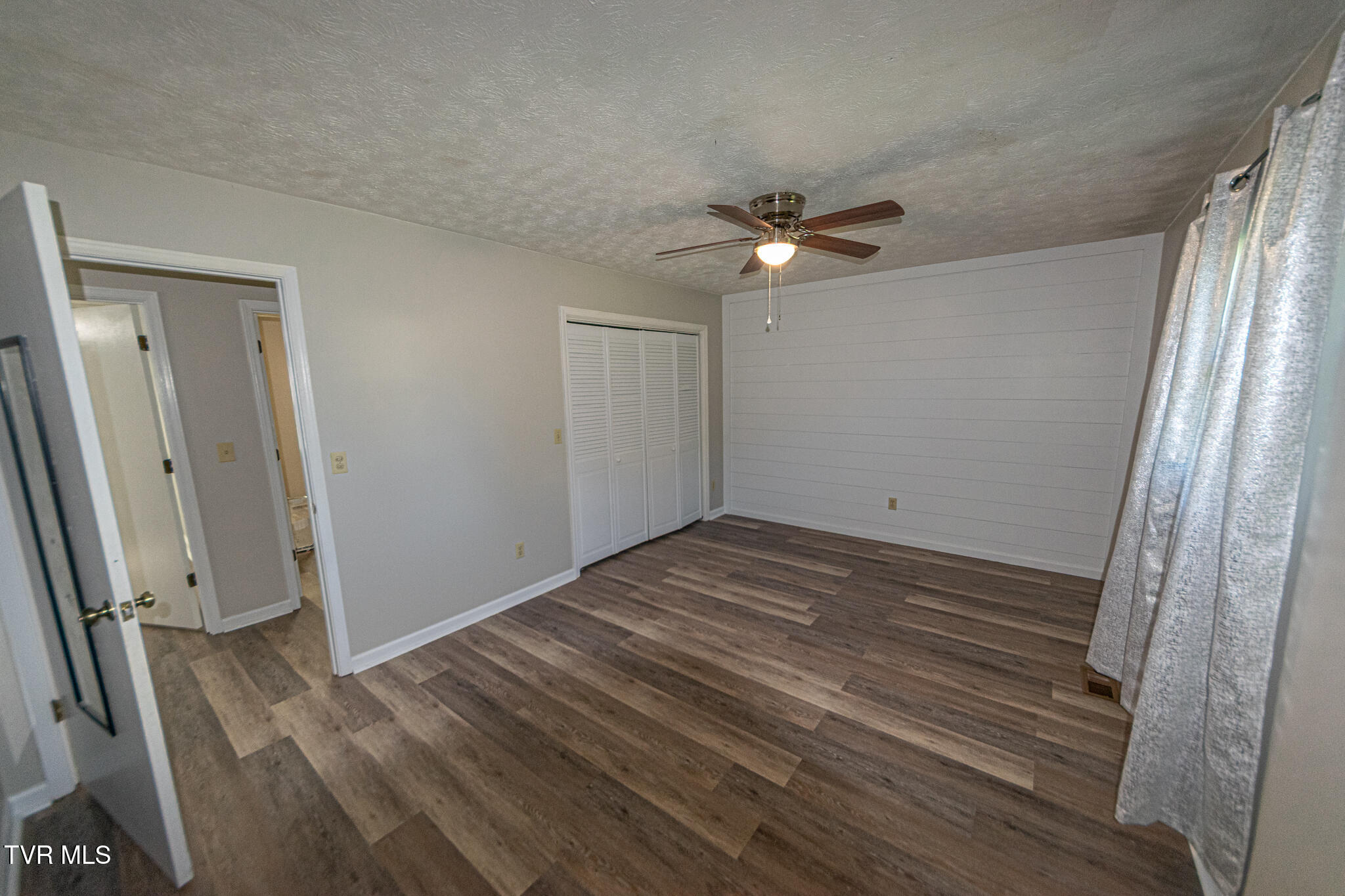 416 South Valley View Circle Kingsport, TN 37664 - Photo 14 of 26 DSC_0791