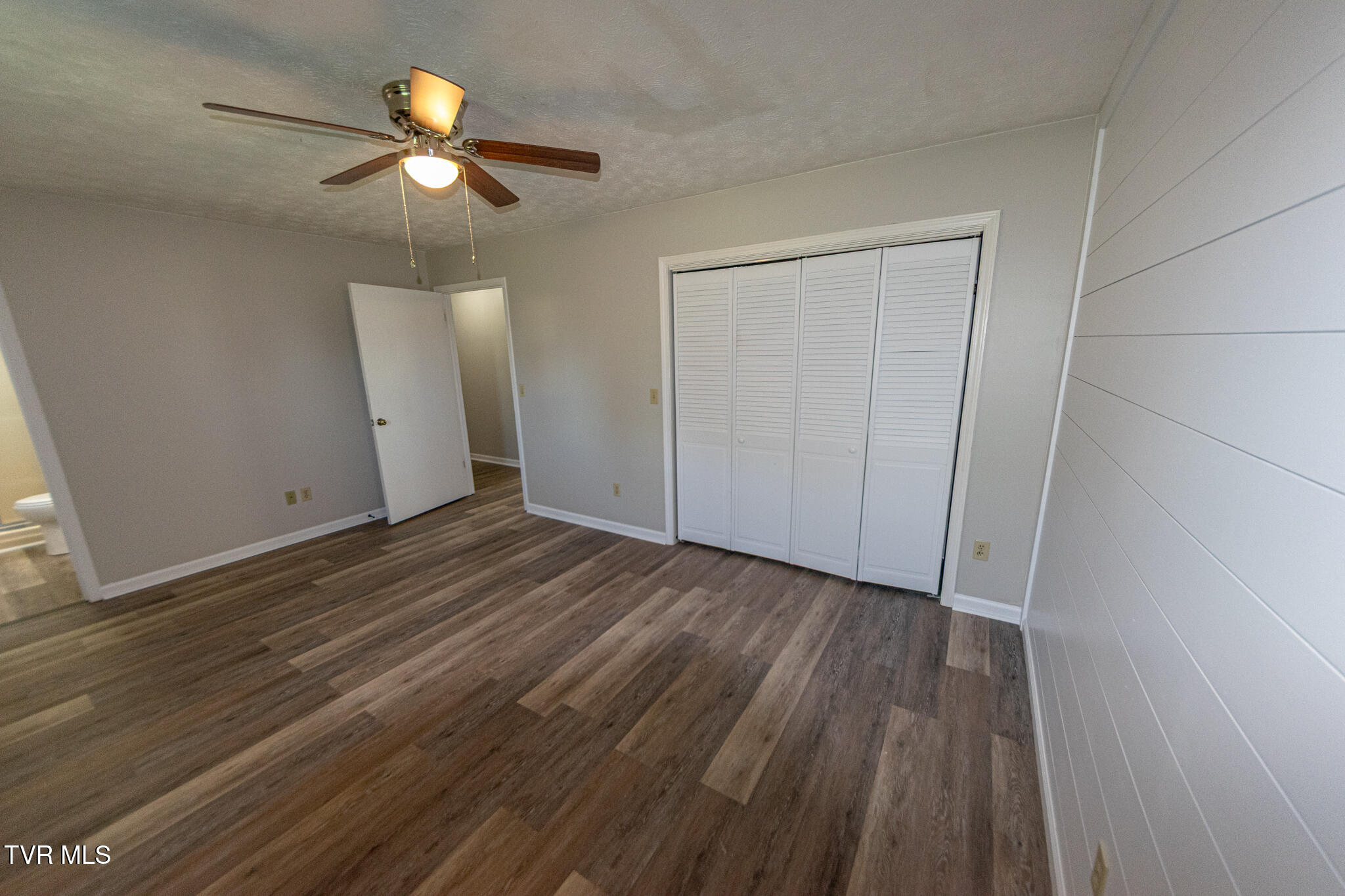 416 South Valley View Circle Kingsport, TN 37664 - Photo 16 of 26 DSC_0793