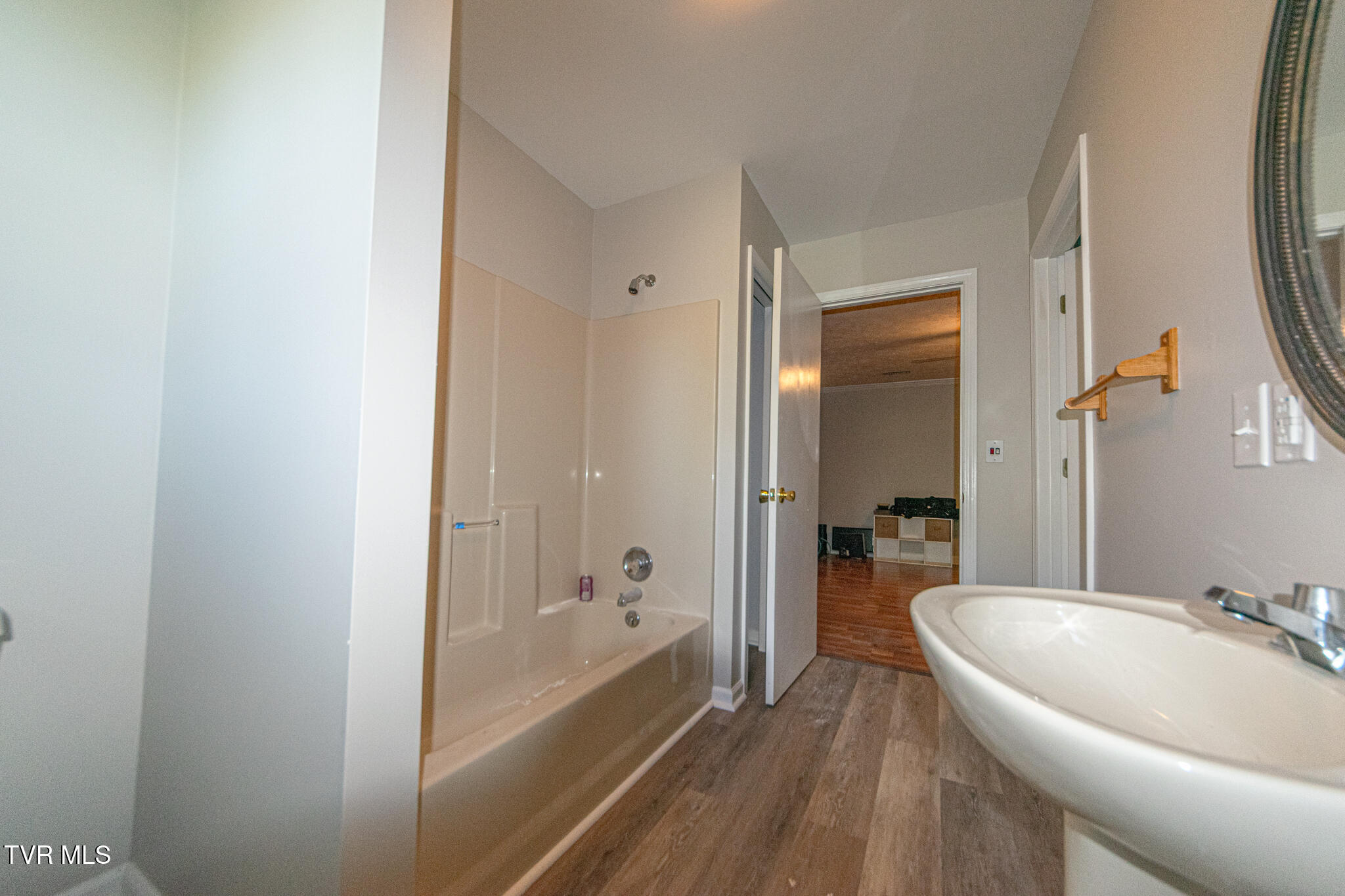 416 South Valley View Circle Kingsport, TN 37664 - Photo 22 of 26 DSC_0798