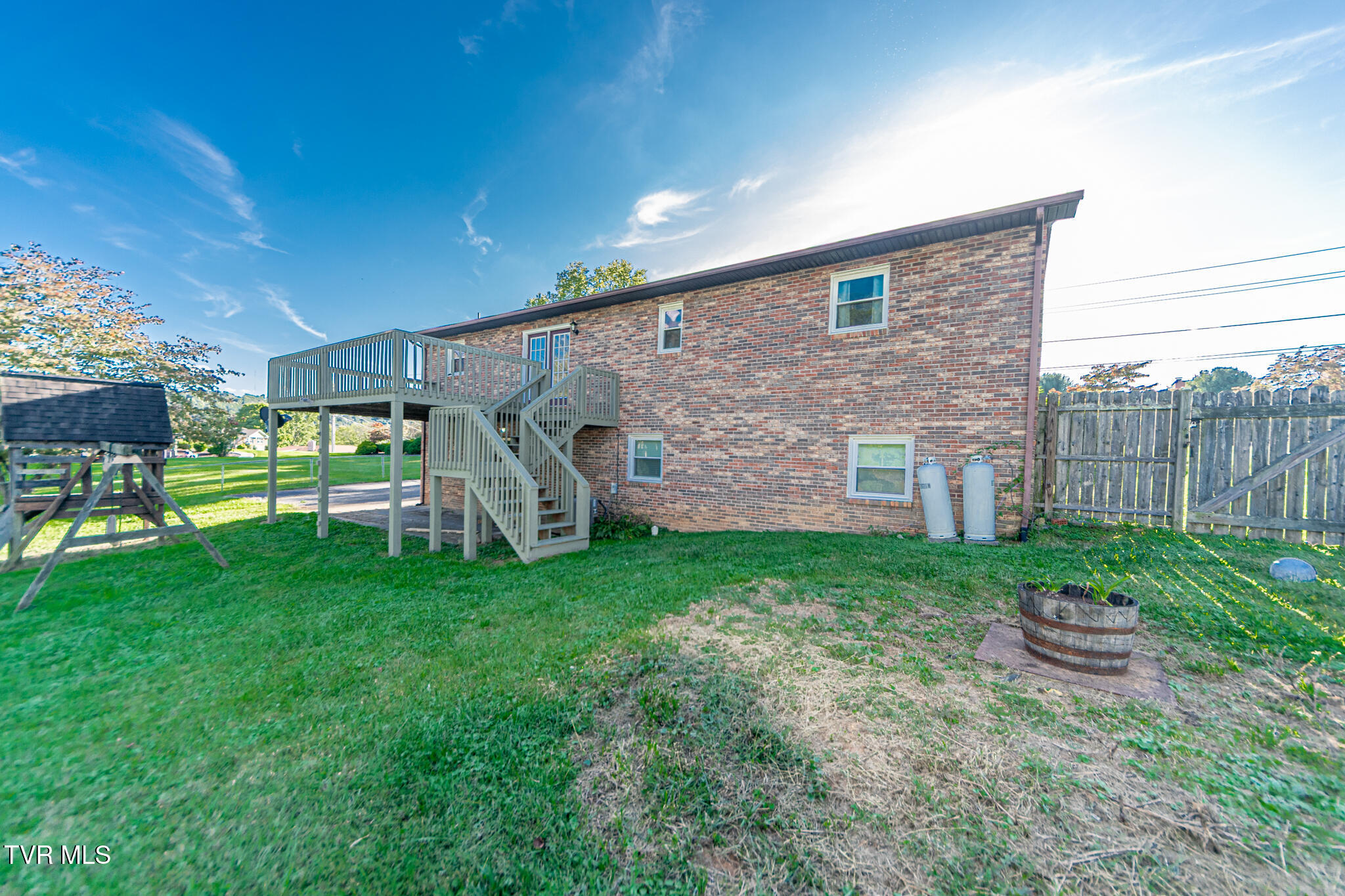 416 South Valley View Circle Kingsport, TN 37664 - Photo 23 of 26 DSC_0805