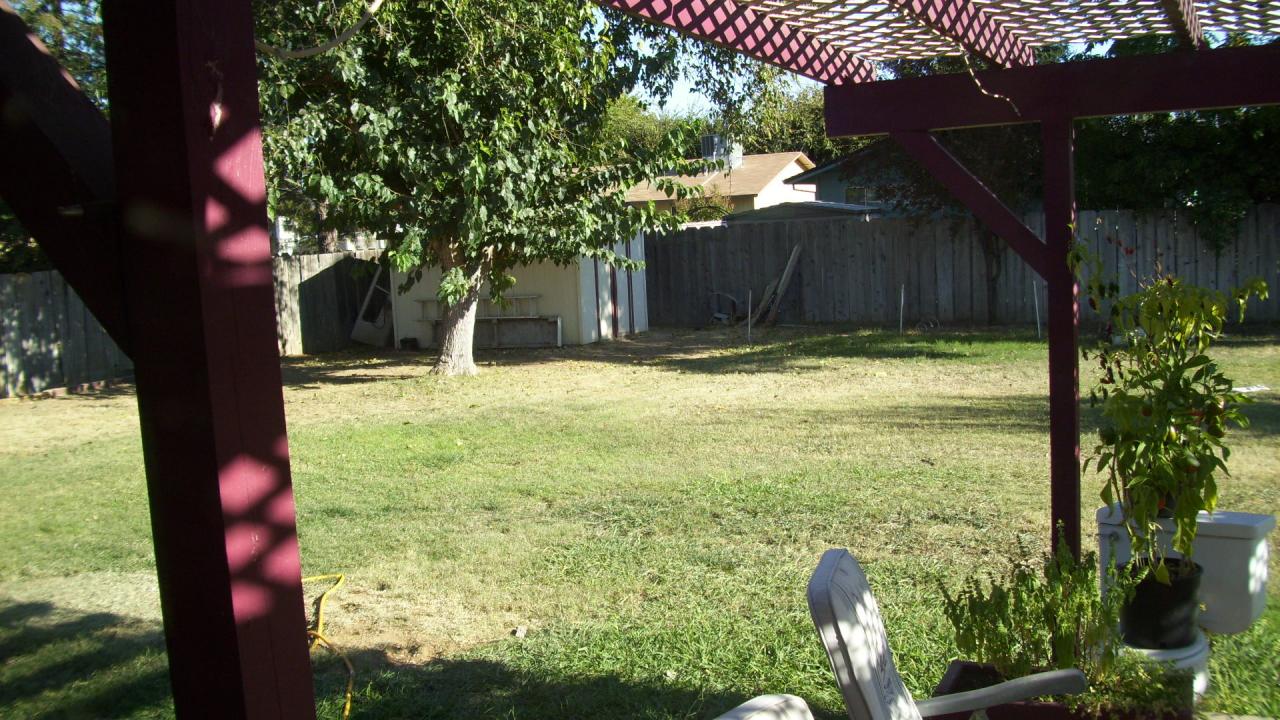 22023 Riverside Avenue Red Bluff, CA 96080 - Photo 5 of 7 BACK YARD