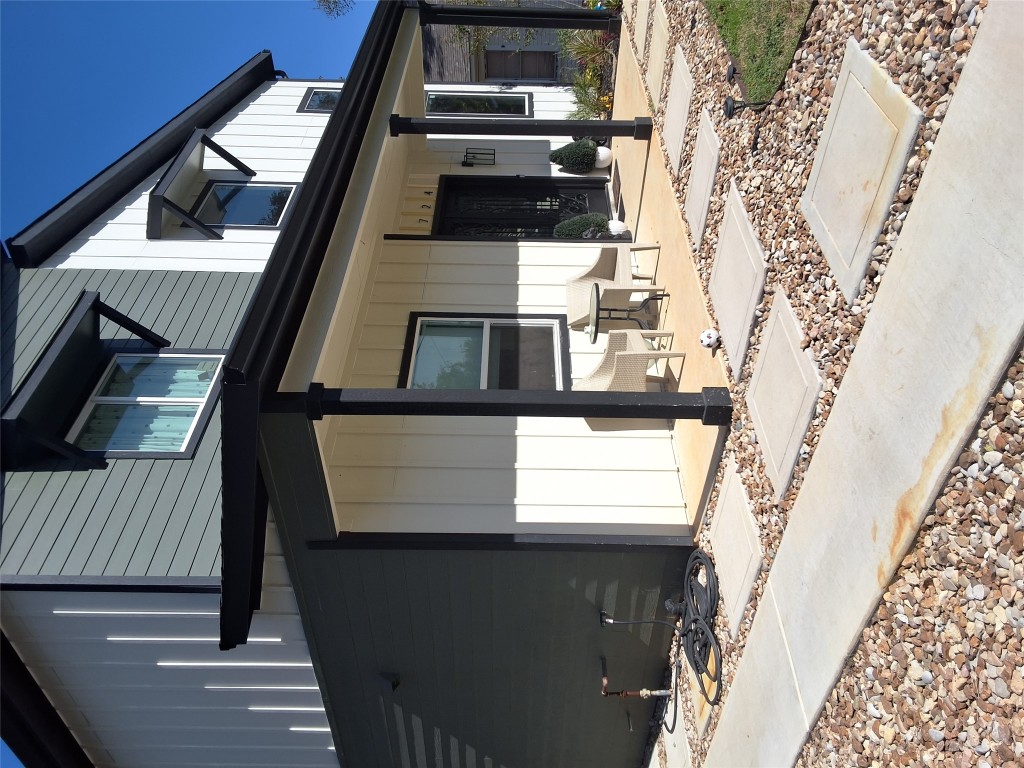 724 Ramsey Avenue Rockdale, TX 76567 - Photo 2 of 36 a view of a building entrance