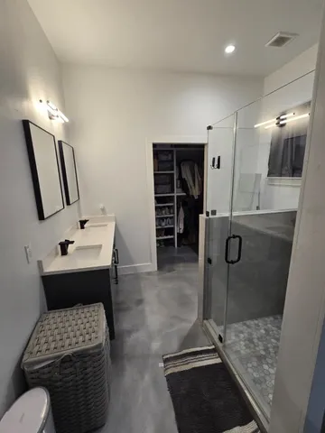 $2,300 | 724 Ramsey Avenue, Rockdale, TX 76567