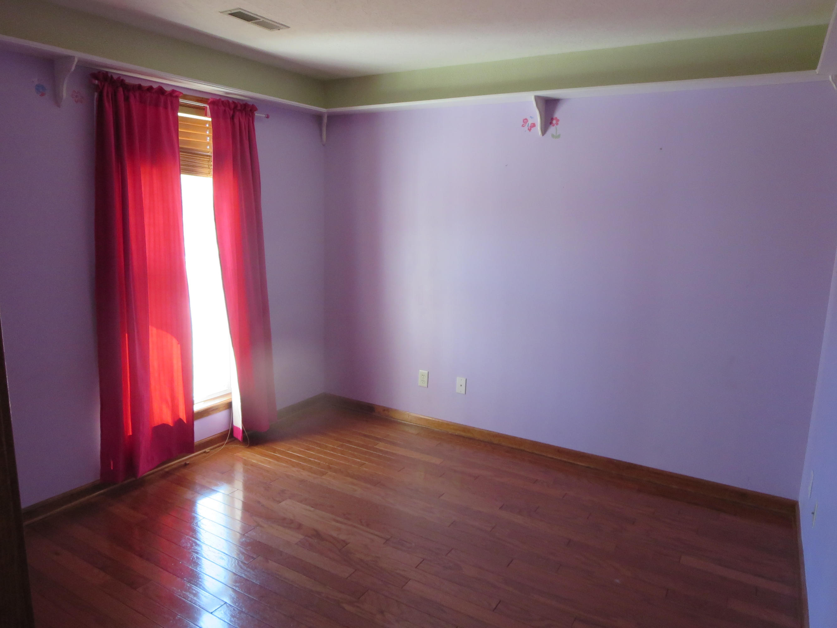 2772 Hinds Creek Road Heiskell, TN 37754 - Photo 18 of 21 Bedroom
