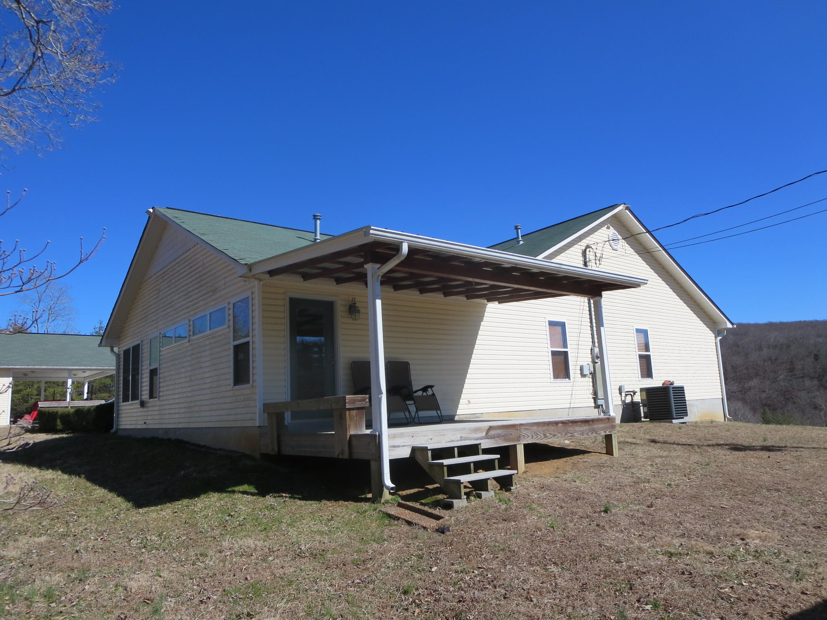 2772 Hinds Creek Road Heiskell, TN 37754 - Photo 3 of 21 Left Side / Rear View