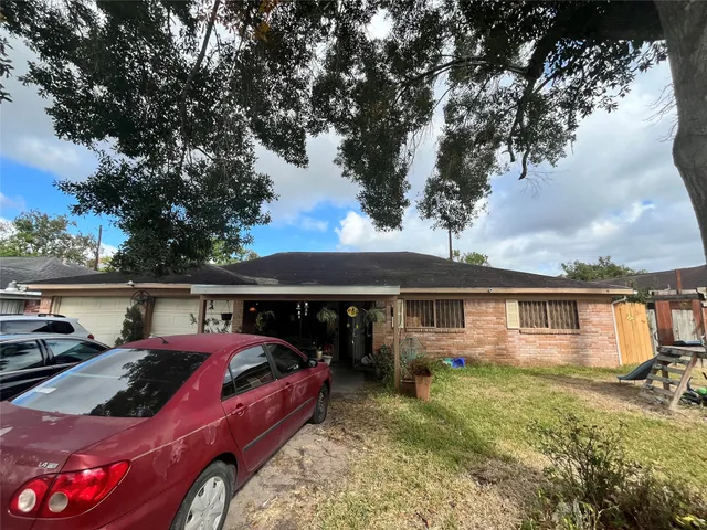 $180,000 | 4306 Kelling Street, Houston, TX 77045