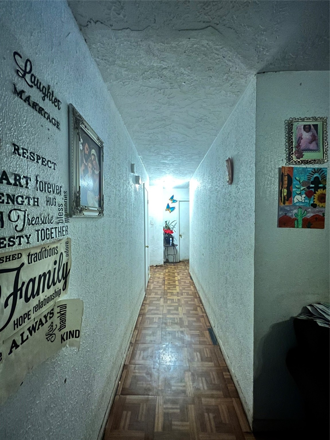 4306 Kelling Street Houston, TX 77045 - Photo 3 of 15