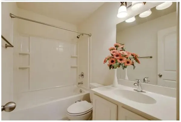 $2,550 | 4145 Nia Drive, Irving, TX 75038