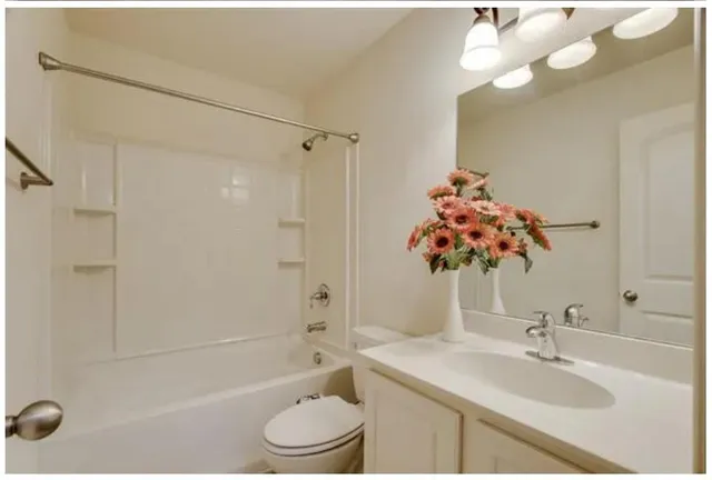 $2,550 | 4145 Nia Drive, Irving, TX 75038