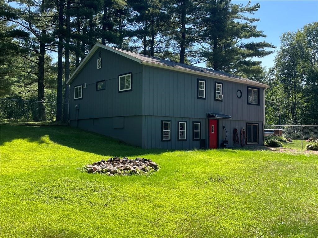 9124 Highway 27 Hayward, WI 54843 - Photo 3 of 25