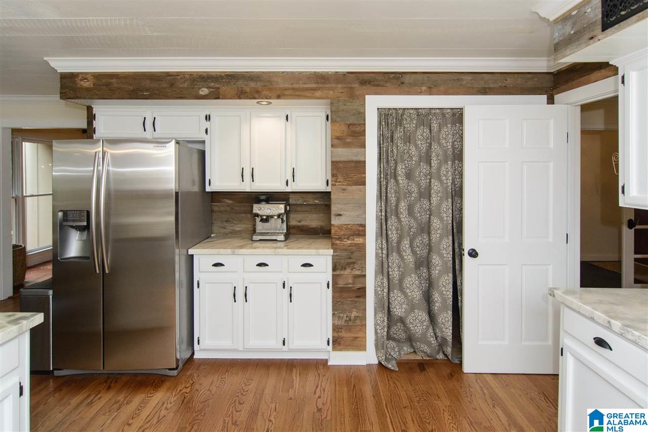 3759 Brookwood Road Birmingham, AL 35223 - Photo 12 of 36