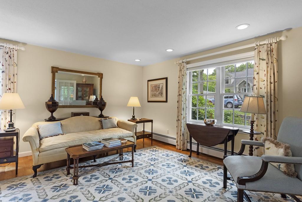 4 Carlton Road Marblehead, MA 01945 - Photo 15 of 42