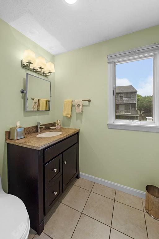 4 Carlton Road Marblehead, MA 01945 - Photo 28 of 42