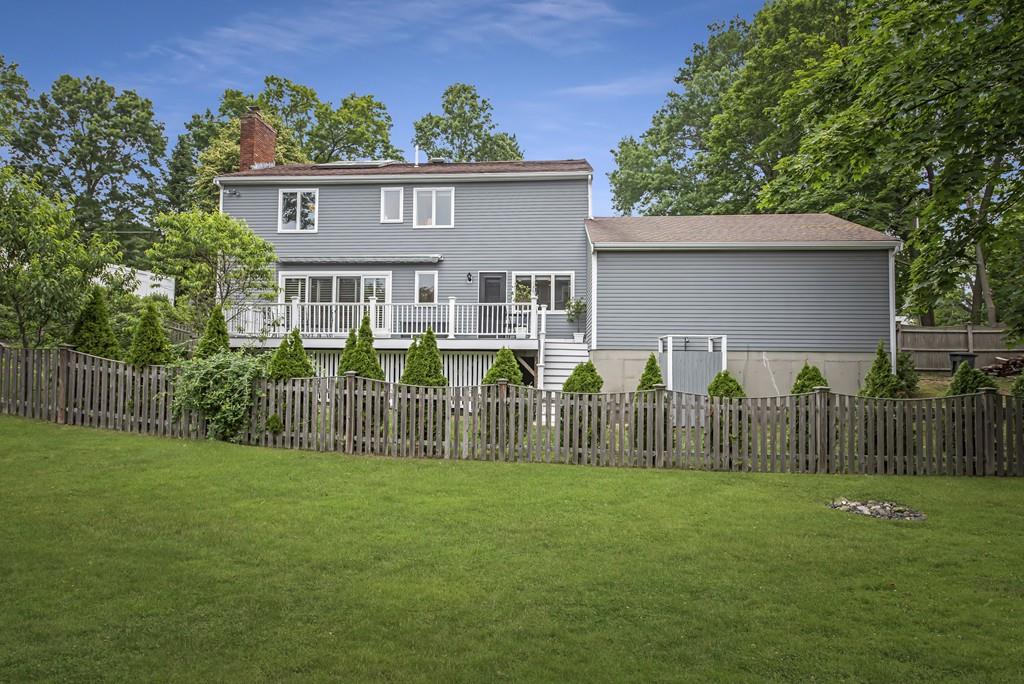 4 Carlton Road Marblehead, MA 01945 - Photo 10 of 42