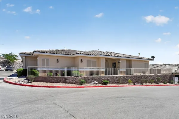 $325,000 | 3354 Pheasant Canyon Way, Unit 1009, Laughlin, NV 89029