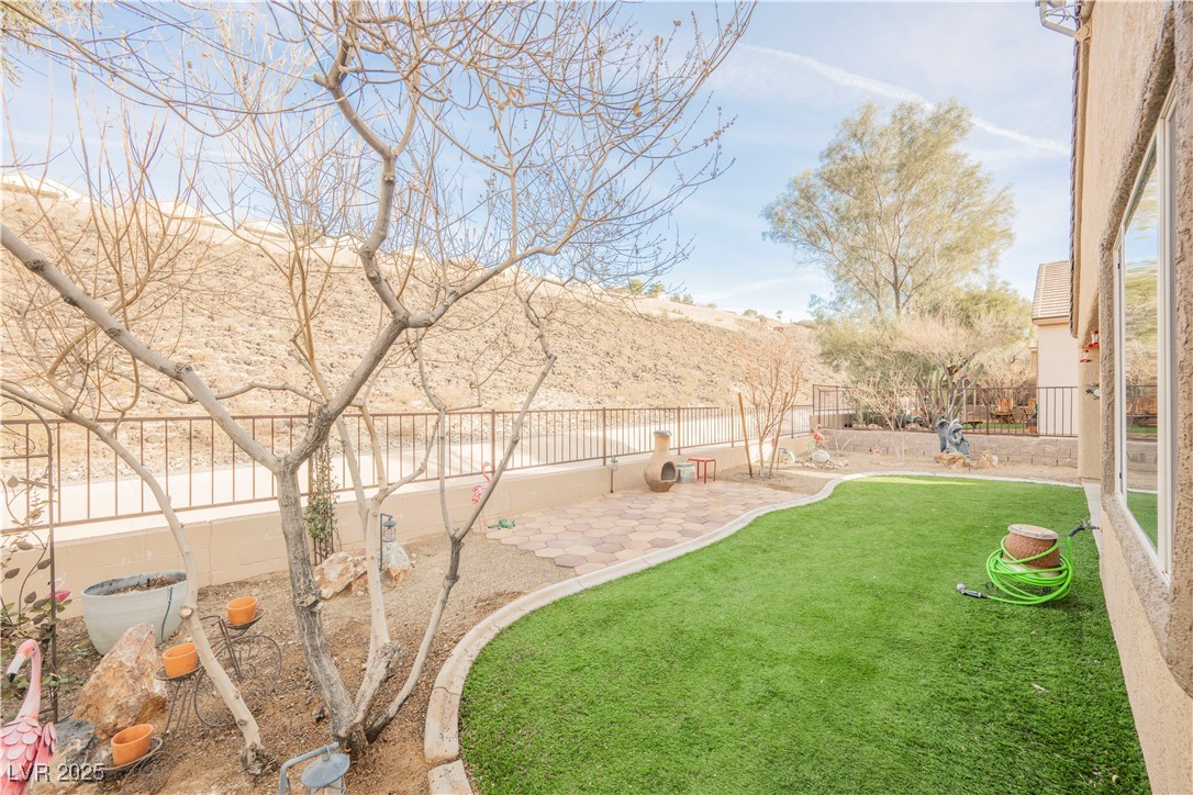 2406 Jada Drive Henderson, NV 89044 - Photo 42 of 53