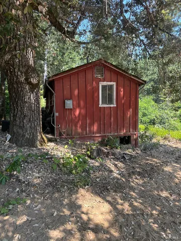 $750,000 | 20000 Gibson Lane, Redwood Valley, CA 95470