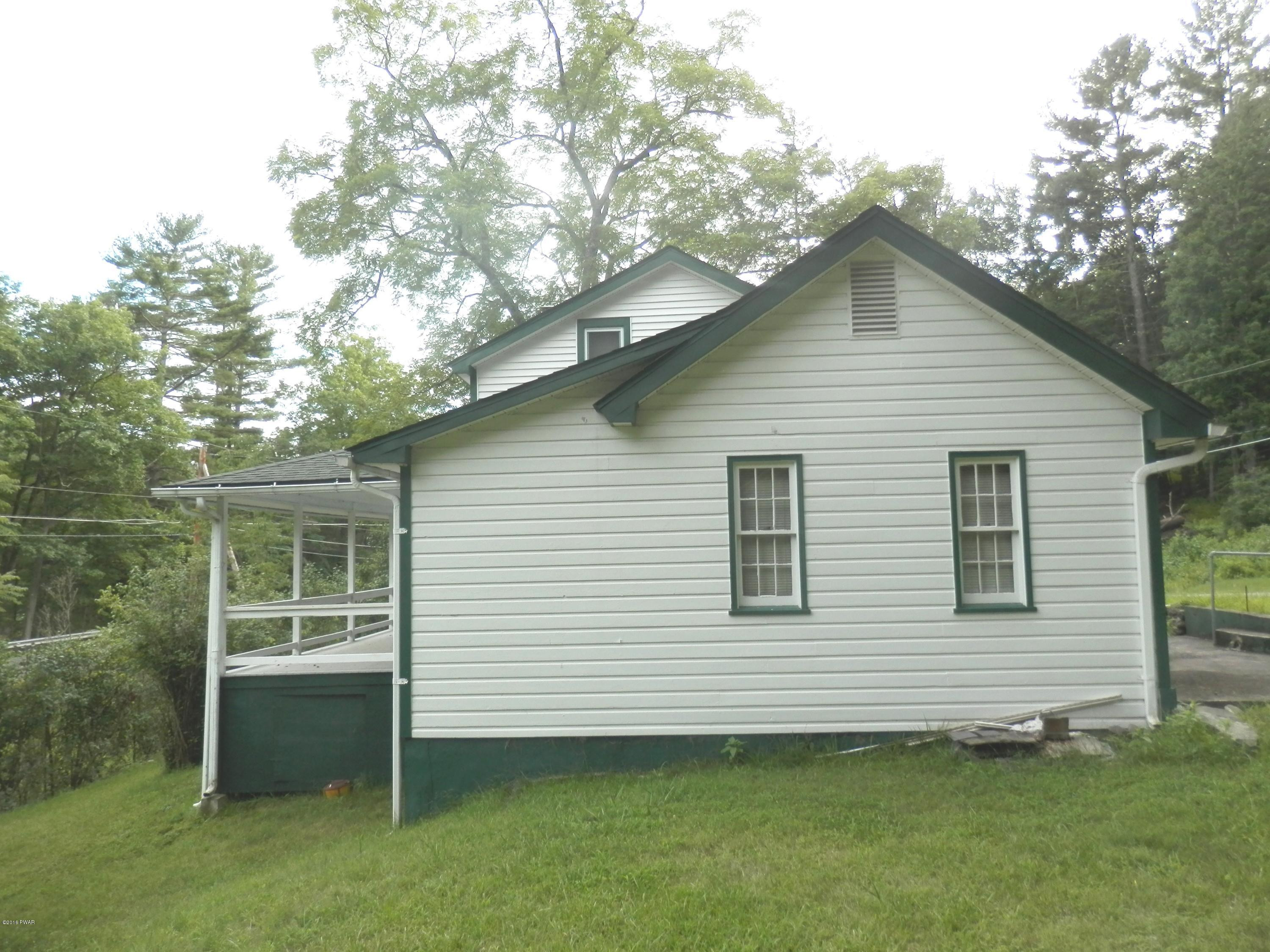 140 Hotel Road Hawley, PA 18428 - Photo 8 of 24 Side View