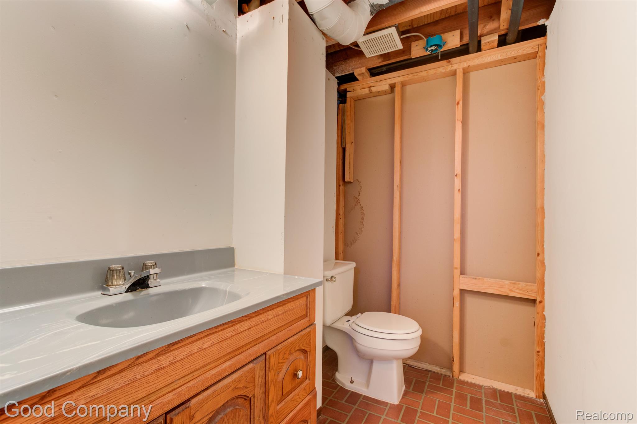 343 Whitney Drive Rochester, MI 48307 - Photo 38 of 43 Gallery Image 38