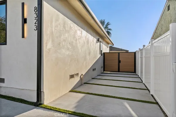 $1,299,000 | 8321 Outland View Drive, Sun Valley, CA 91352