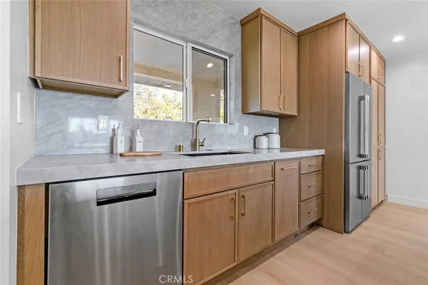 $1,299,000 | 8321 Outland View Drive, Sun Valley, CA 91352